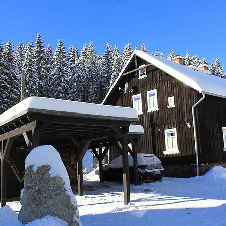 Ferienhaus Anno Dazumal, Wie Zu Oma'S Zeiten Apartment Klingenthal Luaran gambar